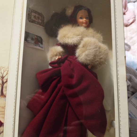 Victorian Elegance Barbie 1994 - Picture 1 of 10